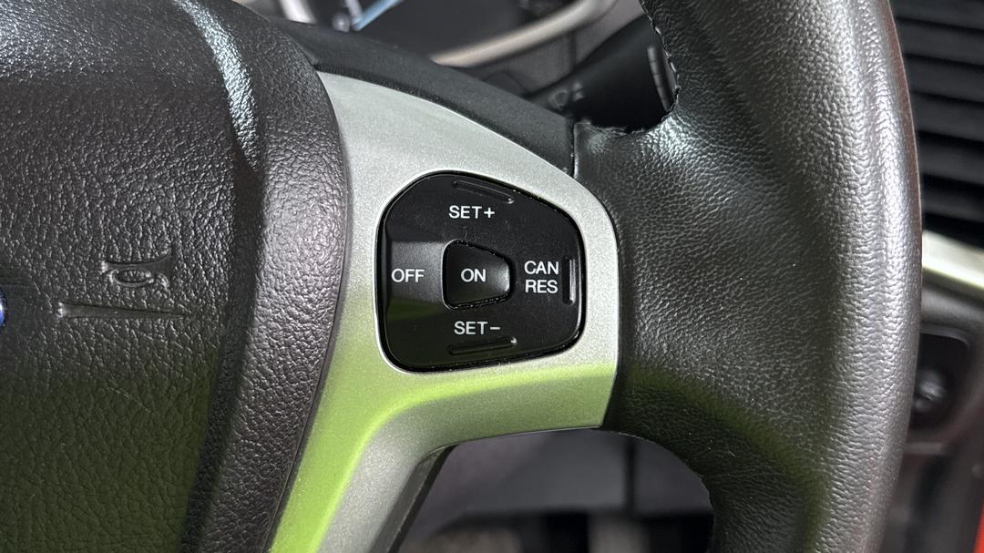 2015 Ford Ecosport Titanium 1.5, Automatic, 145479 km, Cruise Control