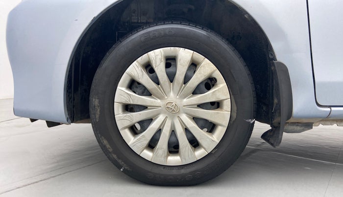 2013 Toyota Etios Liva GD, Diesel, Manual, 46,910 km, Left Front Wheel