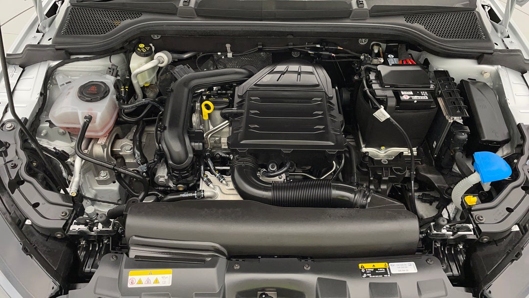 Open Bonnet (Engine)