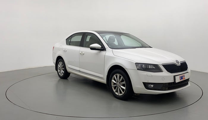 2016 Skoda Octavia 2.0 TDI CR STYLE PLUS AT, Diesel, Automatic, 48,045 km, Right Front Diagonal