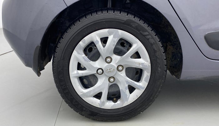 2017 Hyundai Grand i10 MAGNA 1.2 KAPPA VTVT, CNG, Manual, 74,148 km, Right Rear Wheel