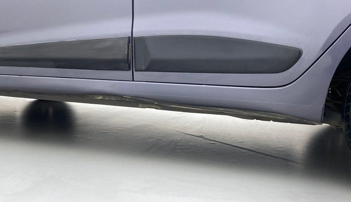 2017 Hyundai Grand i10 MAGNA 1.2 KAPPA VTVT, CNG, Manual, 74,148 km, Left running board - Slightly dented