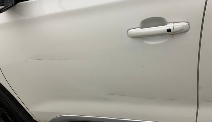 2018 Maruti Vitara Brezza ZDI PLUS AMT, Diesel, Automatic, 1,06,164 km, Front passenger door - Slightly dented