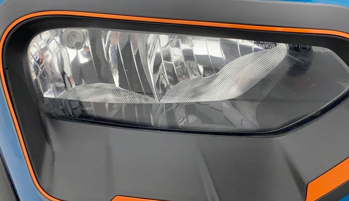 2022 Renault Kwid CLIMBER 1.0 AMT (O), Petrol, Automatic, 35,681 km, Right headlight - Faded