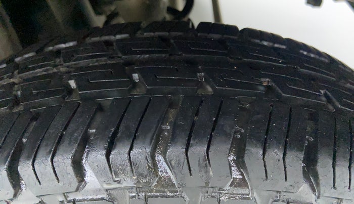 2011 Maruti Zen Estilo LXI, Petrol, Manual, 22,851 km, Left Rear Tyre Tread