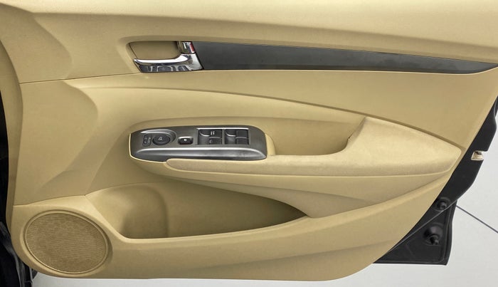 2013 Honda City V MT PETROL, Petrol, Manual, 60,931 km, Driver Side Door Panels Control