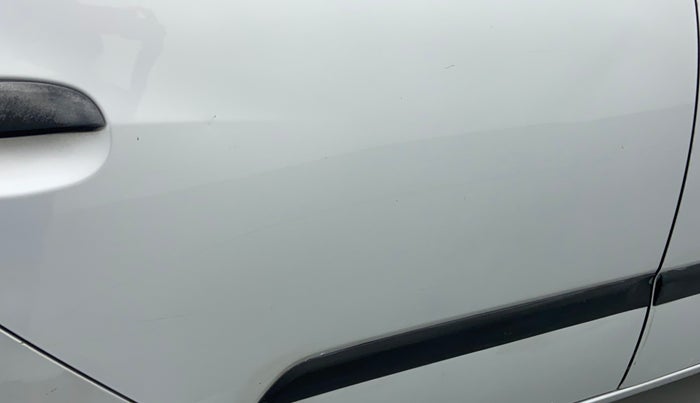 2014 Hyundai i10 MAGNA 1.1, Petrol, Manual, 62,815 km, Right rear door - Minor scratches