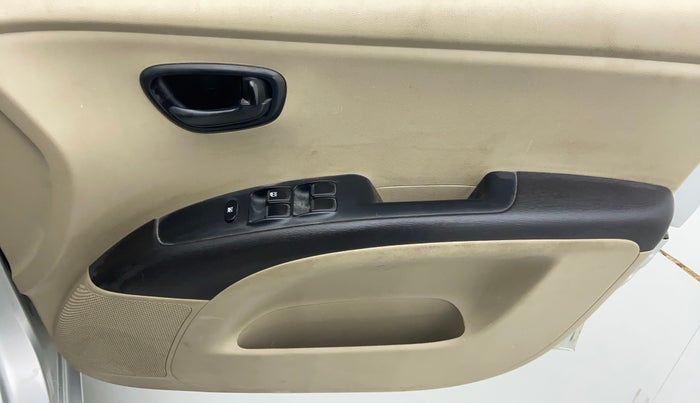 2014 Hyundai i10 MAGNA 1.1, Petrol, Manual, 62,815 km, Driver Side Door Panels Control