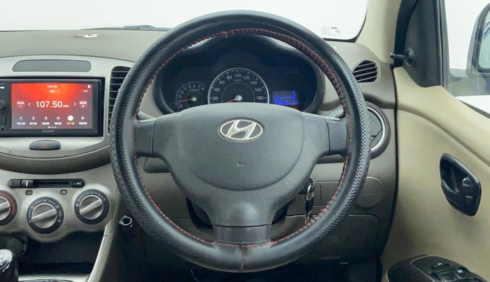 2014 Hyundai i10 MAGNA 1.1, Petrol, Manual, 62,815 km, Steering Wheel Close Up