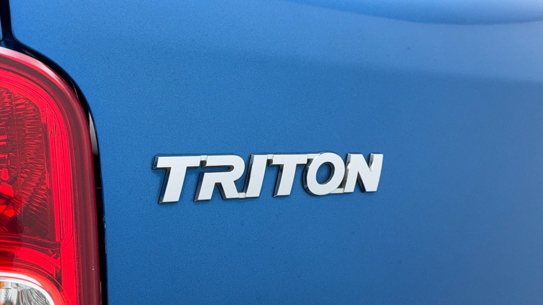 Badge (Boot Left Side)