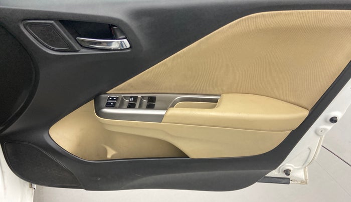 2016 Honda City 1.5L I-DTEC V, Diesel, Manual, 92,107 km, Driver Side Door Panels Control