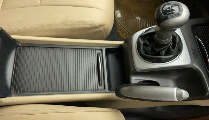 2011 Honda Civic 1.8V MT SUN ROOF, Petrol, Manual, 99,374 km, Gear Lever