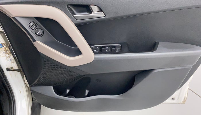 2017 Hyundai Creta SX PLUS AT 1.6 PETROL, Petrol, Automatic, 86,697 km, Driver Side Door Panels Control