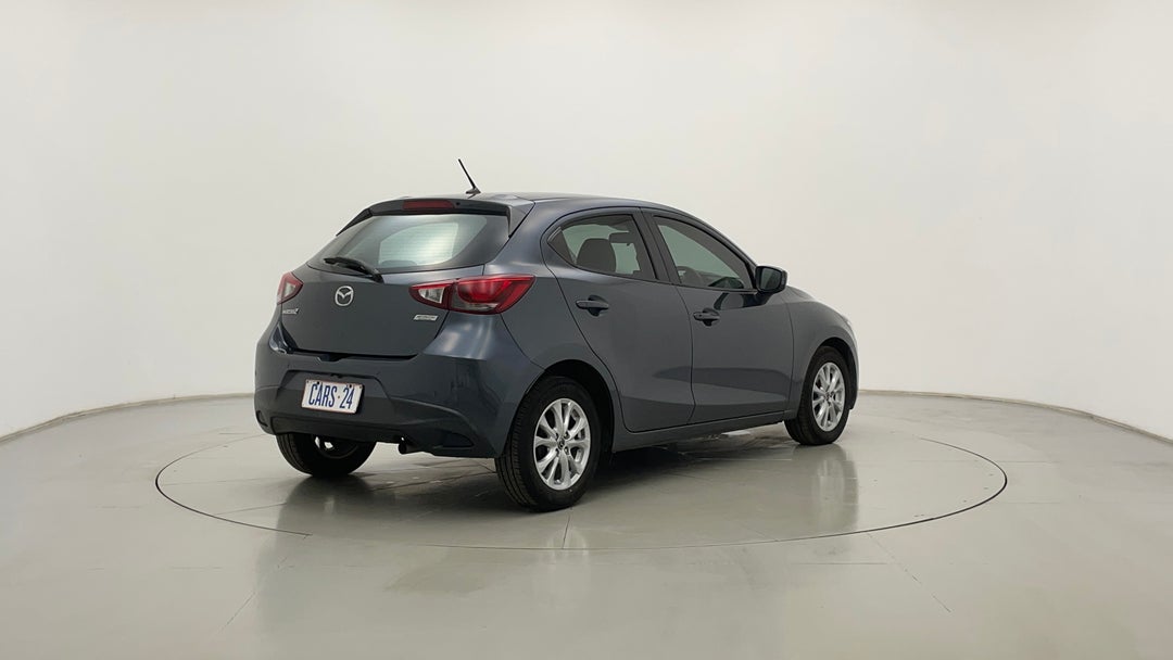 2015 Mazda 2 Maxx, Automatic, 99780 km, Right Back Diagonal (45- Degree) View