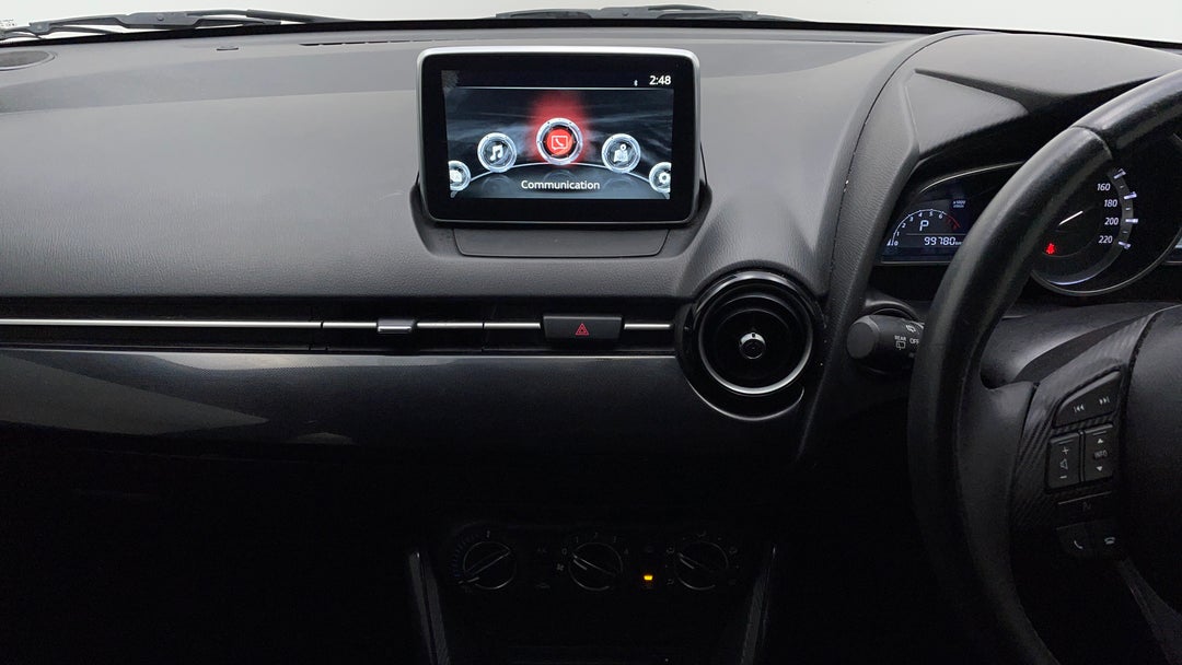 2015 Mazda 2 Maxx, Automatic, 99780 km, Center Console