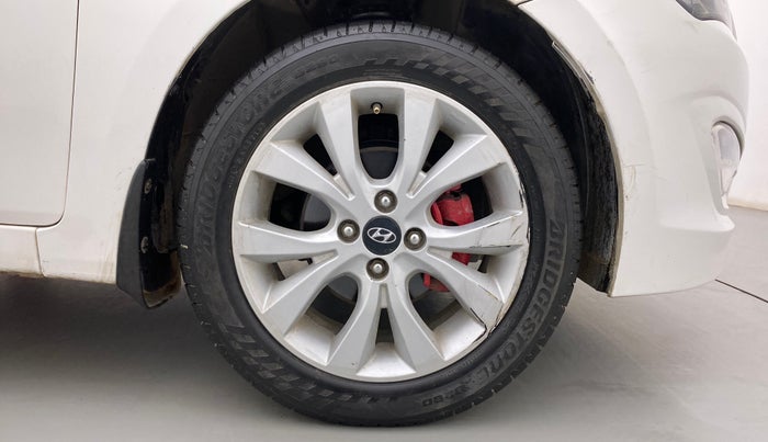 2015 Hyundai Verna FLUIDIC 4S1.6 VTVT SX O, Petrol, Manual, 81,180 km, Right Front Wheel