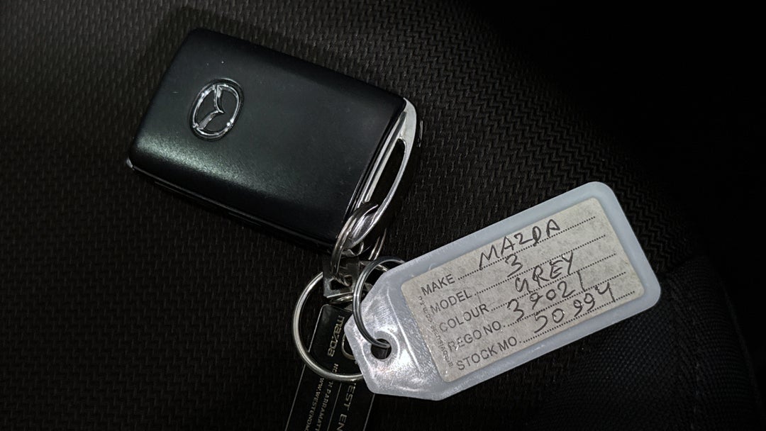 2021 Mazda 3 G20 Pure, Automatic, 60800 km, Key Close-up