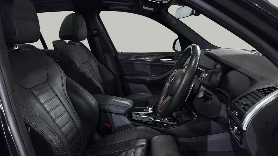 2021 BMW X3 xDrive30i M Sport, Automatic, 76009 km, Right Side Front Door Cabin View