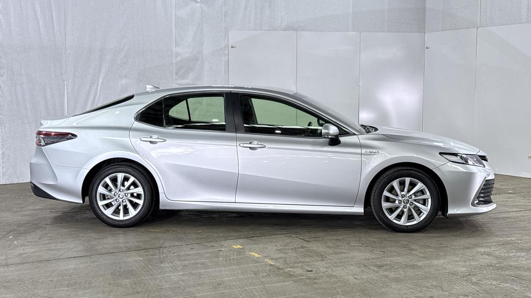 2023 Toyota Camry Ascent Hybrid, Automatic, 19931 km, Right Side View