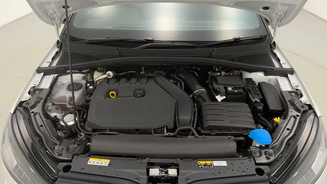 Open Bonnet (Engine)