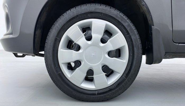 2015 Maruti Alto K10 VXI P, Petrol, Manual, 13,610 km, Left Front Wheel