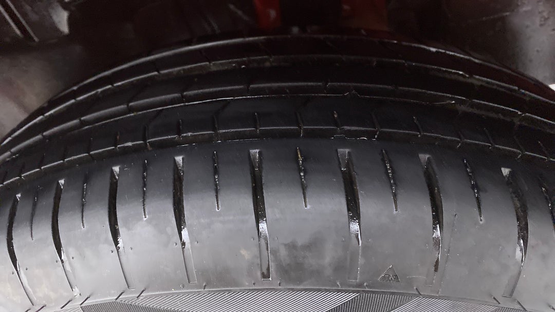 Left Rear Tyre Tread