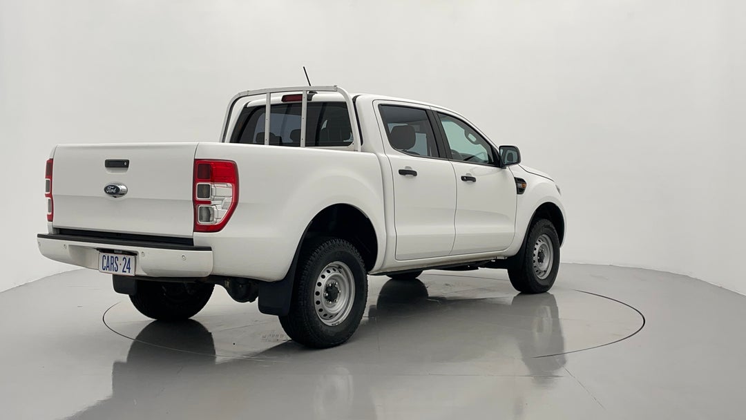 Right Back Diagonal (45- Degree) View