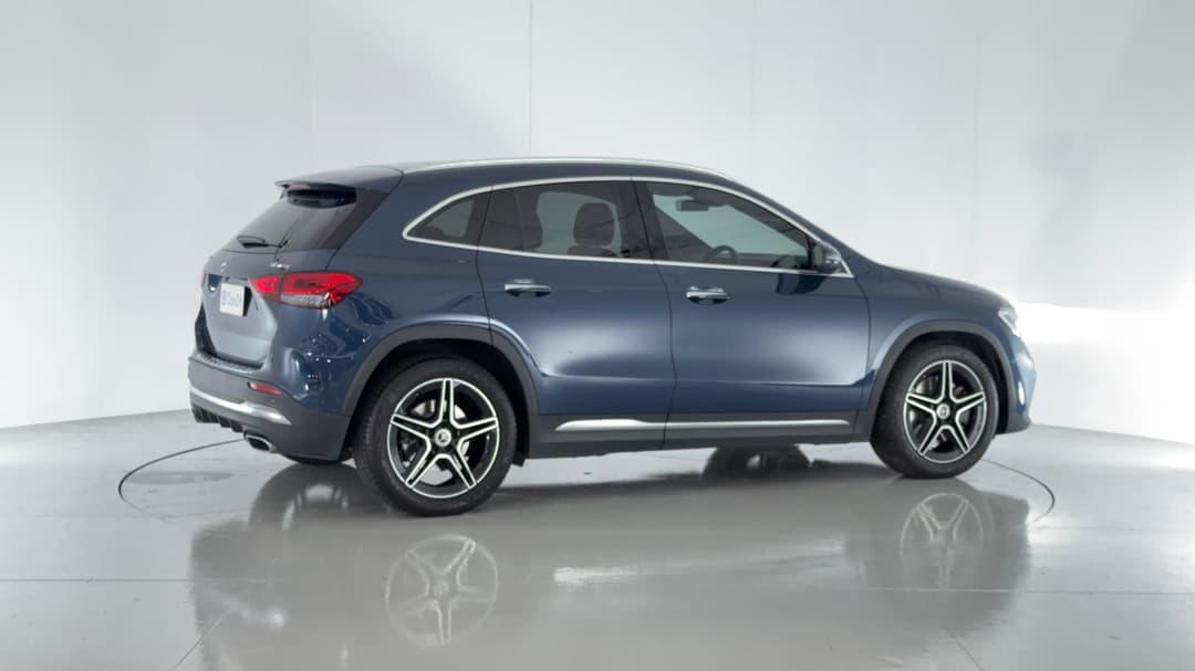 2022 Mercedes-benz GLA 250 4matic, Automatic, 61444 km, Right Back Diagonal (45- Degree) View