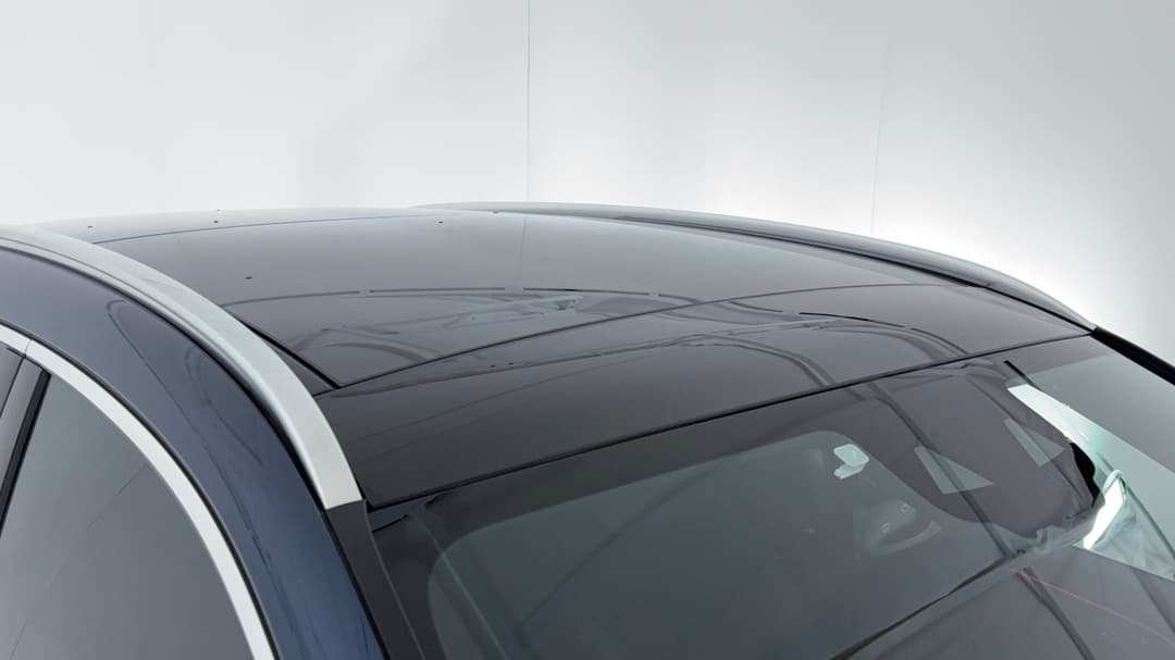 2022 Mercedes-benz GLA 250 4matic, Automatic, 61444 km, Roof/Sunroof View