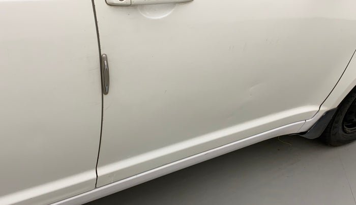2011 Maruti Swift Dzire VDI, Diesel, Manual, 79,474 km, Driver-side door - Minor scratches
