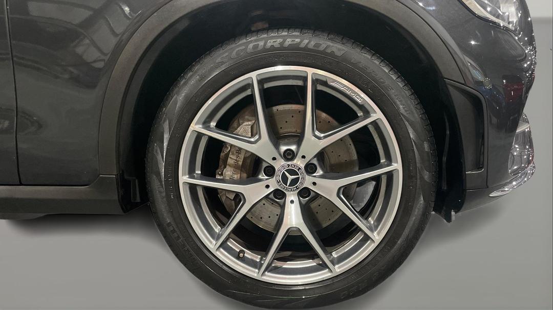 2021 Mercedes-benz GLC 200, Automatic, 63604 km, Right Front Wheel