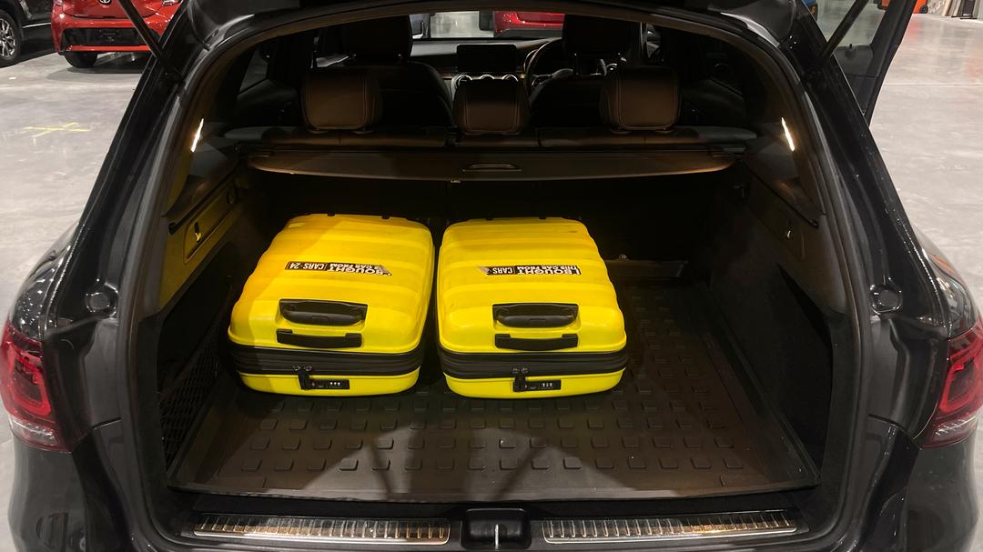 2021 Mercedes-benz GLC 200, Automatic, 63604 km, Boot Inside View with Luggage