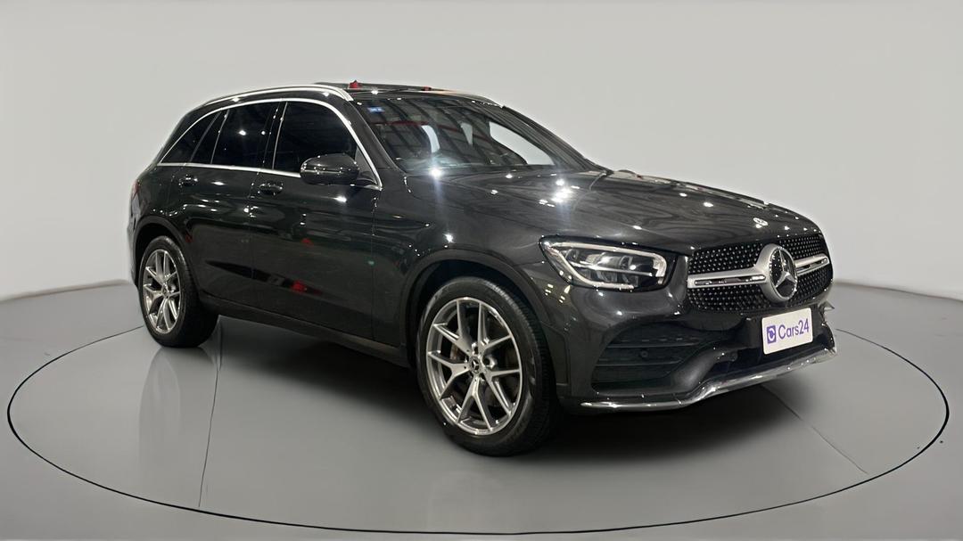 2021 Mercedes-benz GLC 200, Automatic, 63604 km, Right Front Diagonal (45- Degree) View