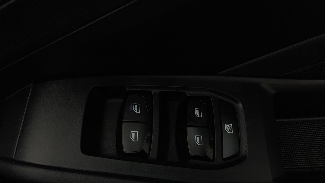 2023 MG Mg5 Vibe, Automatic, 18319 km, Drivers Side Door Panel Controls