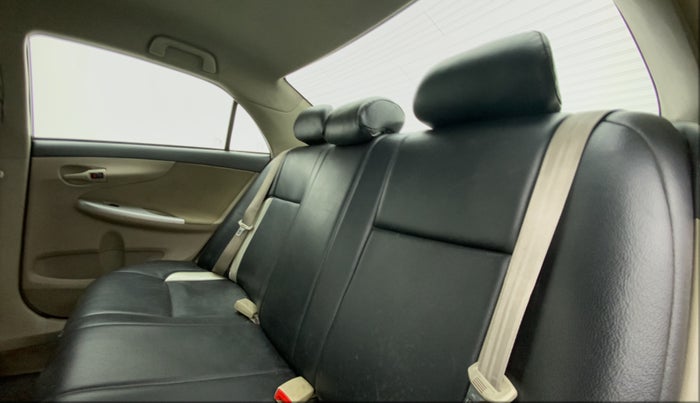 2012 Toyota Corolla Altis J, Petrol, Manual, 80,707 km, Right Side Rear Door Cabin