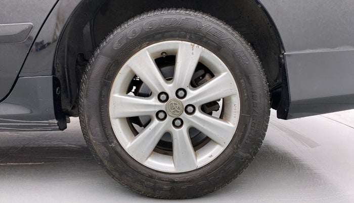 2012 Toyota Corolla Altis J, Petrol, Manual, 80,707 km, Left Rear Wheel
