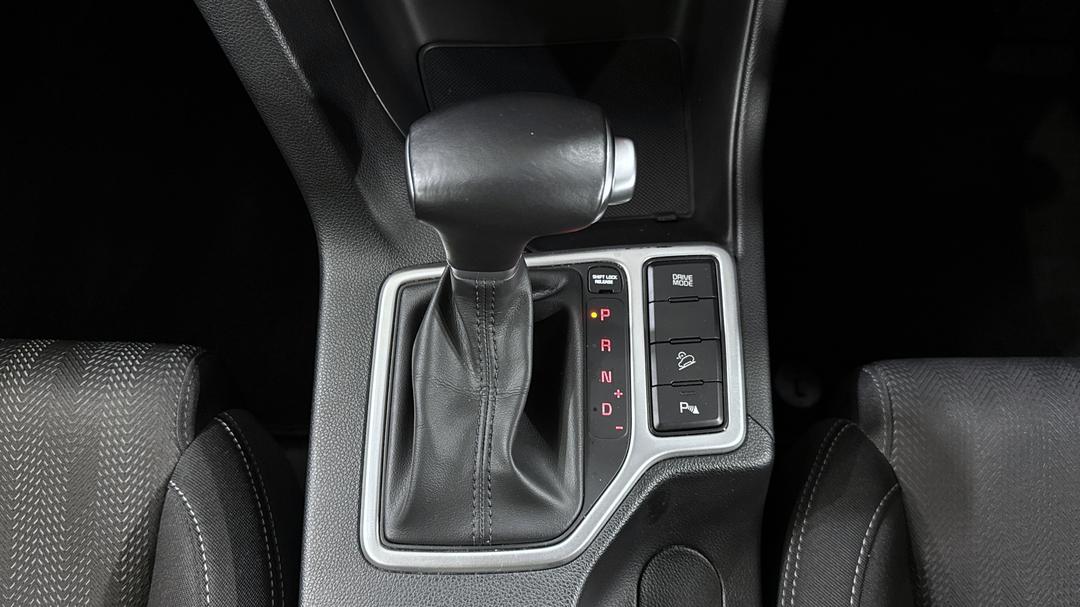 2018 Kia Sportage Si Premium (FWD), Automatic, 92102 km, Gear Lever 
