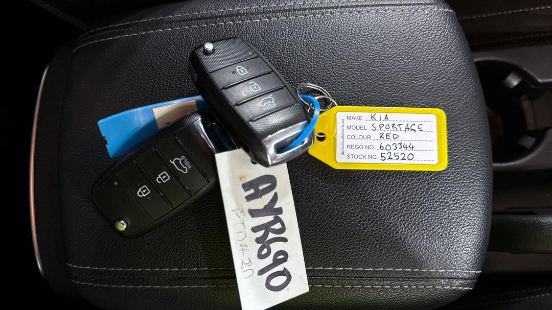 2018 Kia Sportage Si Premium (FWD), Automatic, 92102 km, Key Close-up