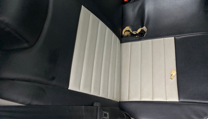2019 Maruti S PRESSO VXI+, Petrol, Manual, 52,317 km, Second-row right seat - Cover slightly torn