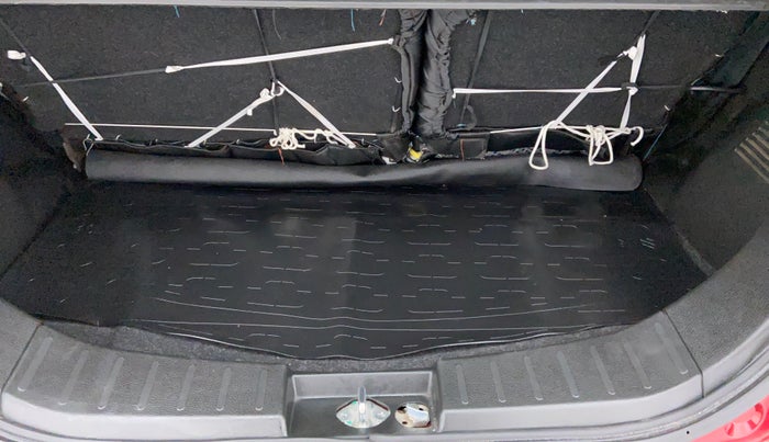 2016 Maruti Wagon R Stingray VXI, Petrol, Manual, 33,161 km, Boot Inside View