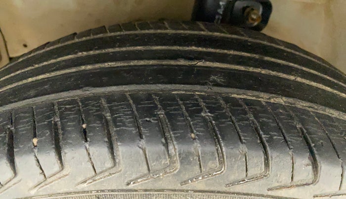 2020 Maruti Celerio LXI (O), Petrol, Manual, 54,485 km, Left Front Tyre Tread