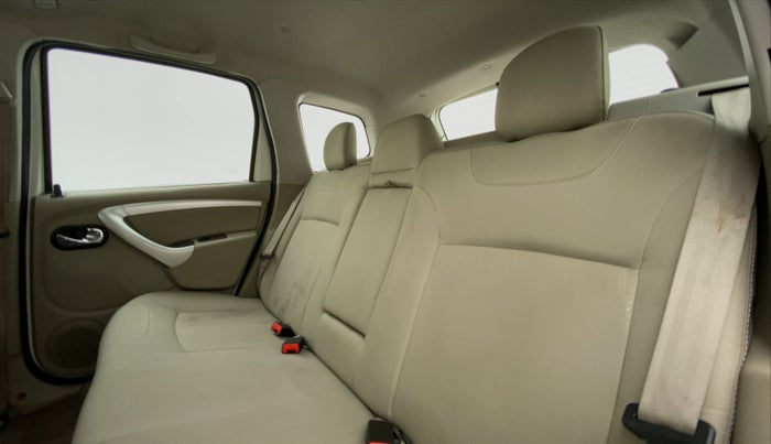 2016 Nissan Terrano XL P, Petrol, Manual, 64,154 km, Right Side Rear Door Cabin
