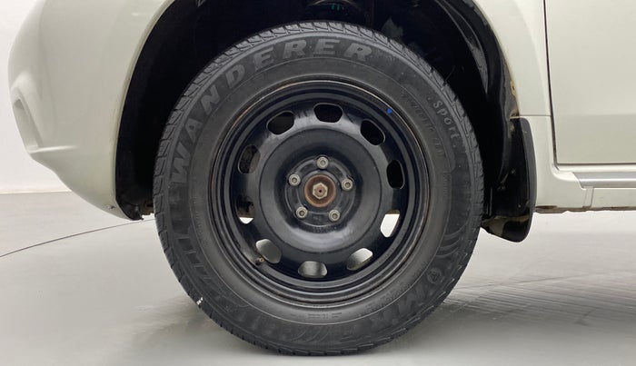 2016 Nissan Terrano XL P, Petrol, Manual, 64,154 km, Left Front Wheel