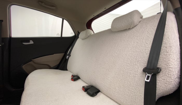 2014 Hyundai Grand i10 ASTA 1.2 AT VTVT, Petrol, Automatic, 22,370 km, Right Side Rear Door Cabin View