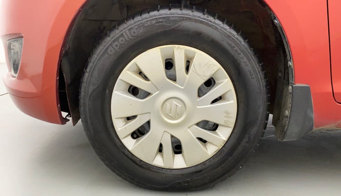 2013 Maruti Swift VXI D, Petrol, Manual, 43,787 km, Left Front Wheel