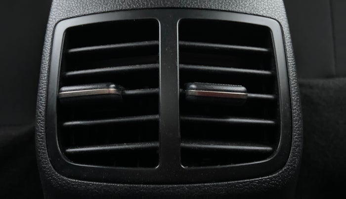 2021 Hyundai NEW I20 SPORTZ 1.2 MT, Petrol, Manual, 6,693 km, Rear AC Vents