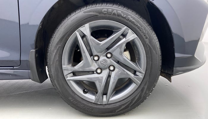 2021 Hyundai NEW I20 SPORTZ 1.2 MT, Petrol, Manual, 6,693 km, Right Front Wheel