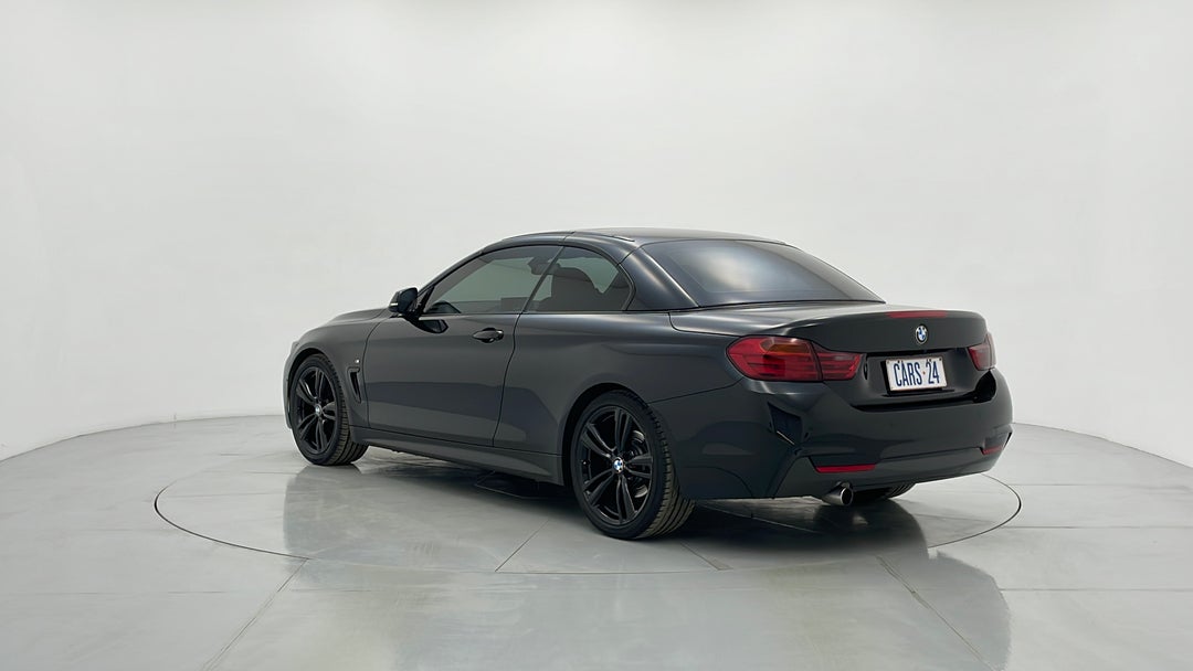 Left Back Diagonal (45- Degree) View