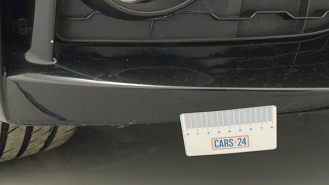 Bumper Front Scratch