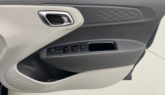 2021 Hyundai GRAND I10 NIOS SPORTZ 1.2 KAPPA VTVT CNG, CNG, Manual, 26,632 km, Driver Side Door Panels Control